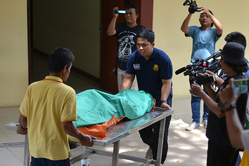 Franco dan Yudi ditembak hingga tewas, karena mencoba melawan petugas menggunakan senjata api.