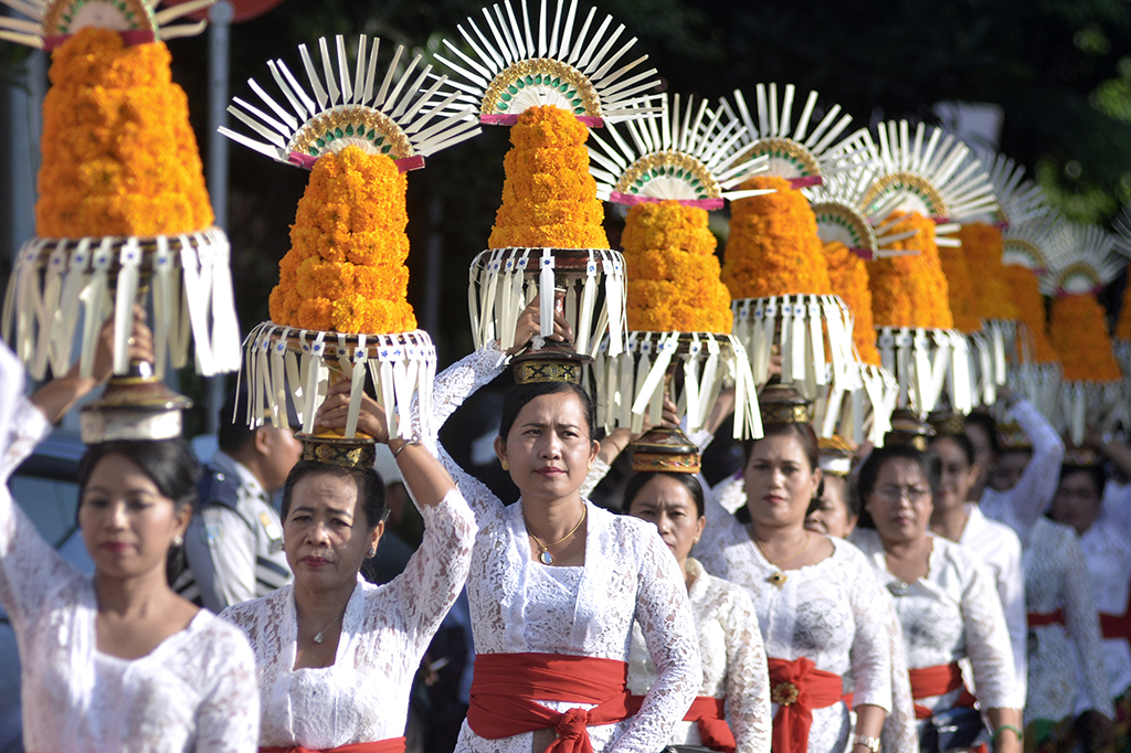 Festival tersebut diselenggarakan untuk memeriahkan peringatan 111 tahun Perang Puputan Badung.
