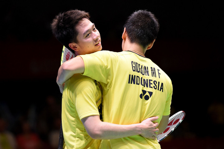 Ganda putra Indonesia itu menumbangkan wakil tuan rumah Takuto Inoue/Yuki Kaneko pada laga final dengan skor 21-12 dan 21-15 dalam waktu 30 menit.