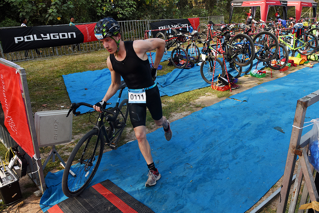 Posisi runner up diraih oleh peserta asal Belanda Marteen Vrouenraets.