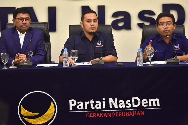 Partai NasDem memberikan pernyataan sikap terkait Bawaslu RI melakukan tindakan konspiratif pada pemilukada di Kabupaten Jayapura untuk menggagalkan calon terpilih pasangan nomor 2 Mathius Awoitouw dan Giri Wijayantoro.