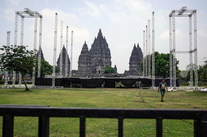 Pihak penyelenggara memindahkan konser Dream Theater ke lokasi semula yaitu Stadion Kridosono, Yogyakarta.