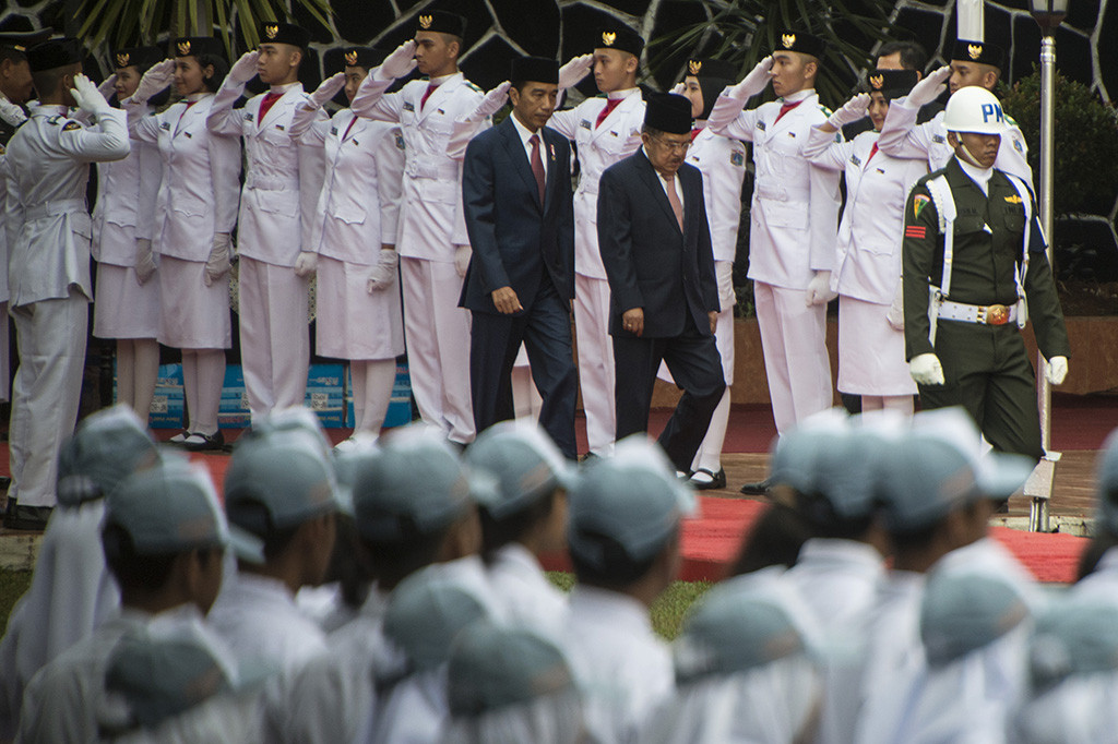 Presiden Joko Widodo bersama Wakil Presiden Jusuf Kalla menghadiri upacara peringatan Hari Kesaktian Pancasila, di Monumen Pancasila Sakti, Lubang Buaya, Jakarta.