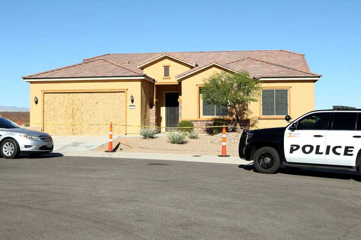 Penyidik menemukan setidaknya 16 senjata api, termasuk senapan serbu, dari kamar yang ditempati tersangka di Hotel Mandalay Bay, dan 18 senjata api lainnya beserta bahan pembuat bom di salah satu dari dua rumahnya. AFP/Gabe Ginsberg