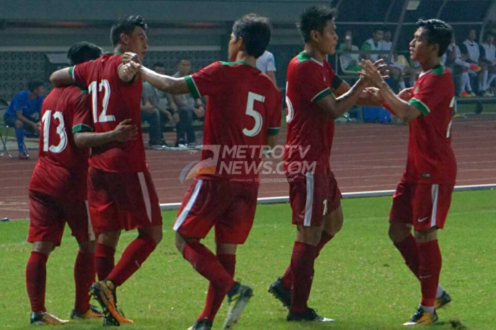 Sempat kecolongan gol lewat Can Vathanaka pada menit ke-48,Timnas kembali memperlebar selisih keunggulan. Hanya butuh waktu dua menit saja bagi timnas untuk kembali menambah keunggulan menjadi 3-1 lewat Septian David Maulana. MTVN/Kautsar Halim