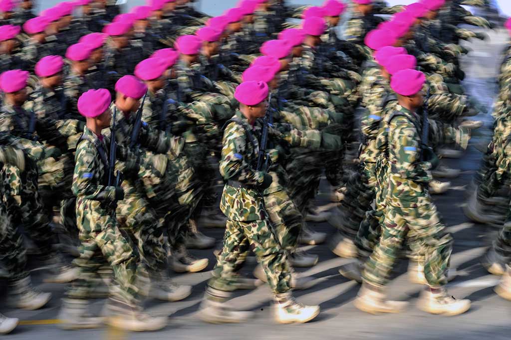 Dalam amanatnya, Presiden menyatakan bahwa sejak Indonesia merdeka, banyak ancaman kepada Pancasila dan NKRI baik dari luar maupun dalam negeri Indonesia. Dalam ikrar yang dibacakan pada Hari Kesaktian Pancasila akan membulatkan tekad mempertahankan dan mengamalkan Pancasila sebagai sumber kekuatan untuk menggalang persatuan melalui perjuangan dan menegakkan kebenaran serta keadilan demi keutuhan NKRI.