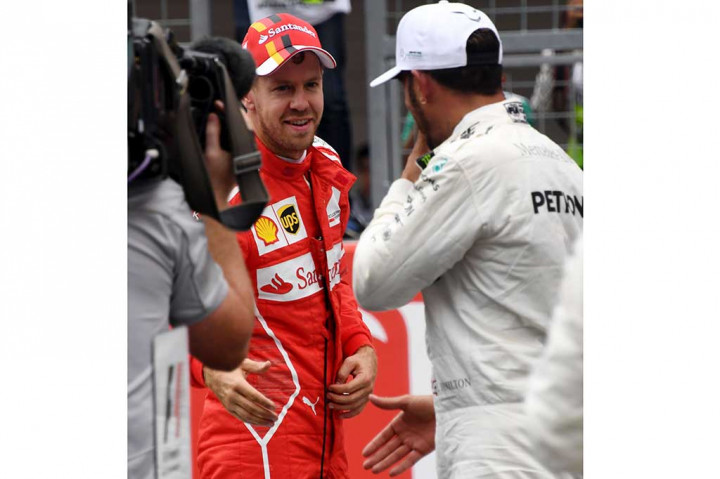 Namun pembalap Ferrari Vettel akan naik ke posisi dua karena Bottas mendapat penalti atas perubahan gearbox yang tidak terjadwal.