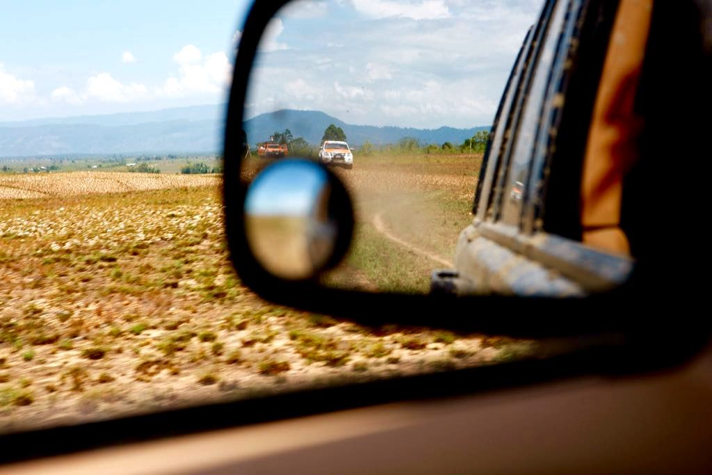 Rombongan peserta Indonesia Off-road eXpedition (IOX) Overland Celebes 2017 , Sabtu (8/10/2017), tiba  padang rumput di daratan tinggi Pajongang, Poleang Timur, Bombana, Sulawesi Tenggara