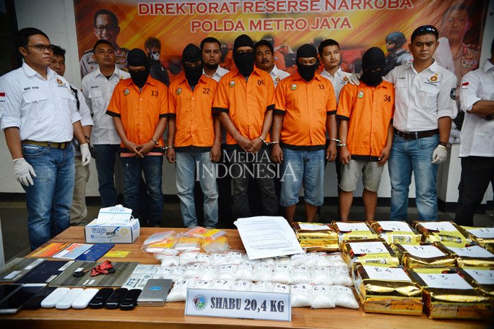 Dari hasil pengungkapan itu, lima orang pelaku berhasil dibekuk pihak kepolisian. 