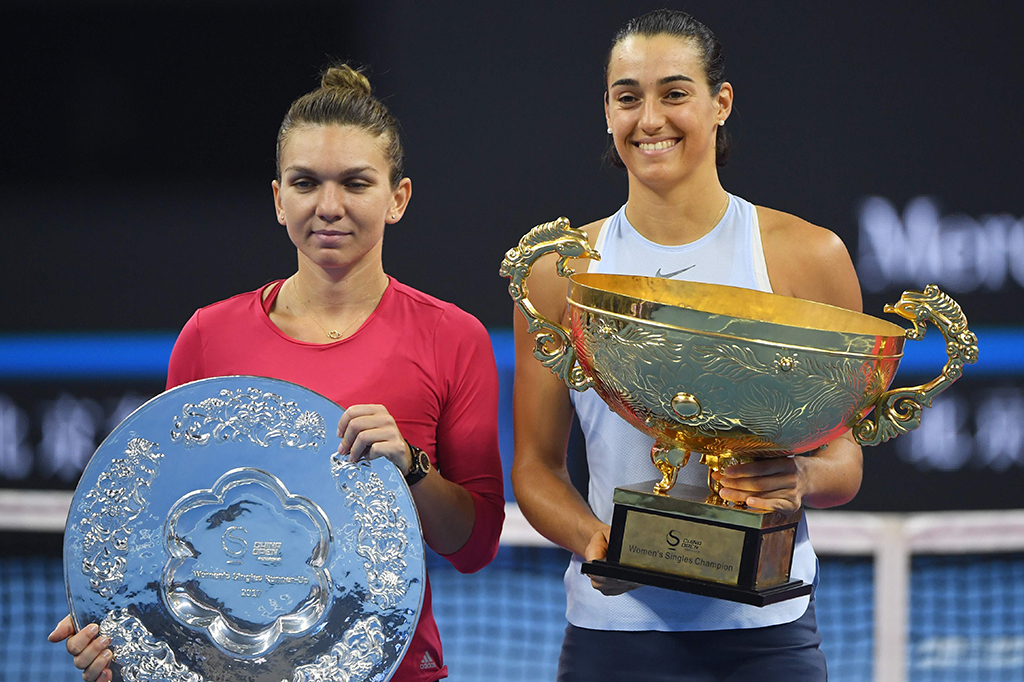 Garcia menjadi juara setelah mengalahkan petenis putri nomor 1 dunia Simona Halep dengan skor 6-4, 6-7.