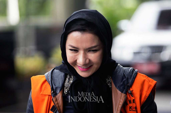 Sebelumnya pada Jumat (6/10/2017) malam, KPK telah menahan Rita untuk 20 hari ke depan di Rumah Tahanan Negara Klas I Jakarta Timur Cabang Rutan KPK berlokasi di Gedung KPK Merah Putih Jakarta yang baru saja diresmikan pada hari itu.