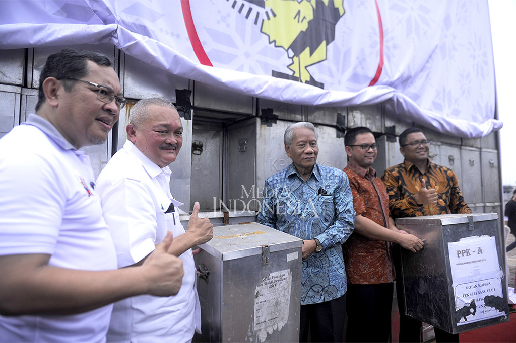 Ketua KPU Provinsi Sumsel, Aspahani mengatakan, khusus untuk sosialisasi Pilkada serentak telah mendapatkan petunjuk secara resmi dari KPU pusat melalui peraturan yang di keluarkan KPU RI.