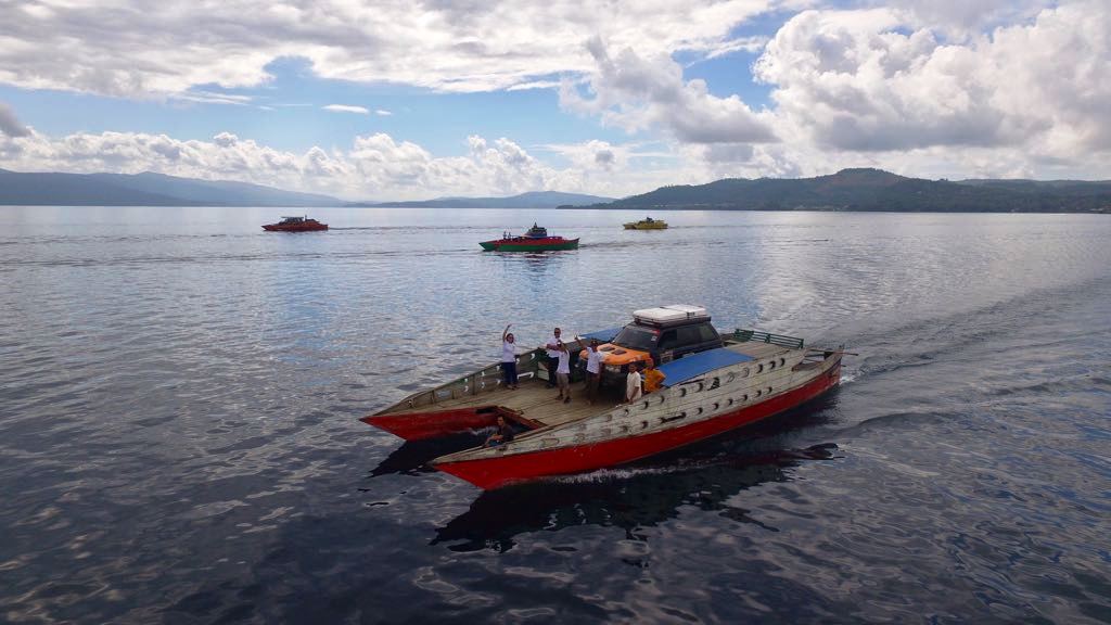 Panjang danau di Sorowako, Luwu Timur, Sulawesi Selatan ini  tercatat 28 kilometer dan lebarnya 8 kilometer. Pembentukan danau ini dari proses tektonik pada 2,5 juta tahun lalu.