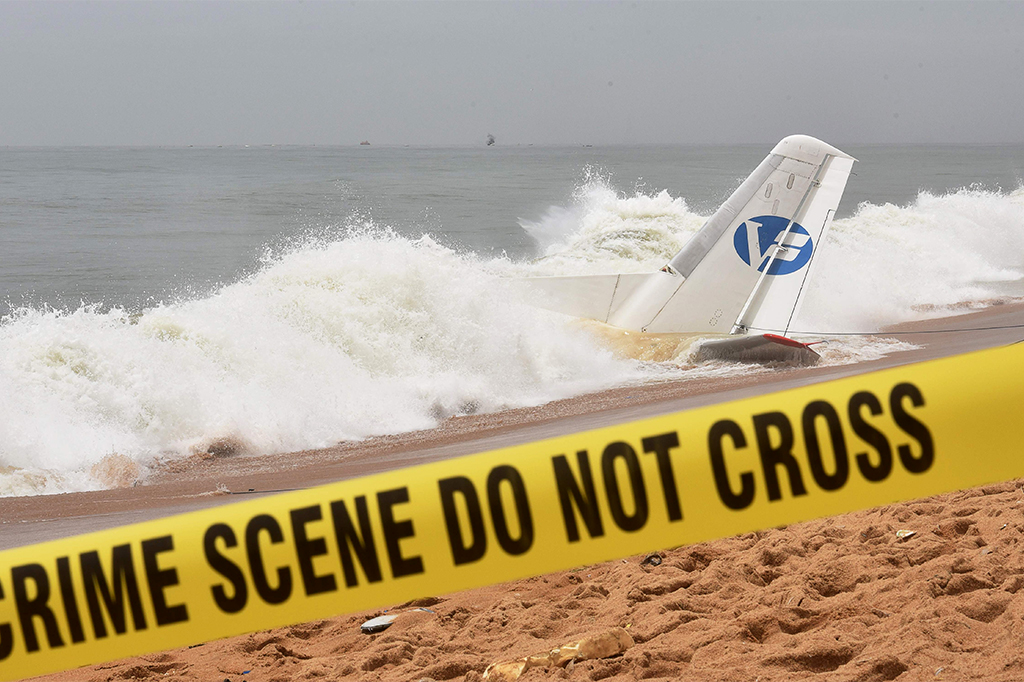 Selain itu, temuan logo 'V' di ekor pesawat memicu dugaan bahwa burung besi itu milik firma distribusi Valan International Cargo Charter yang berbasis di Moldova. Perusahaan itu diketahui kerap disewa oleh PBB.