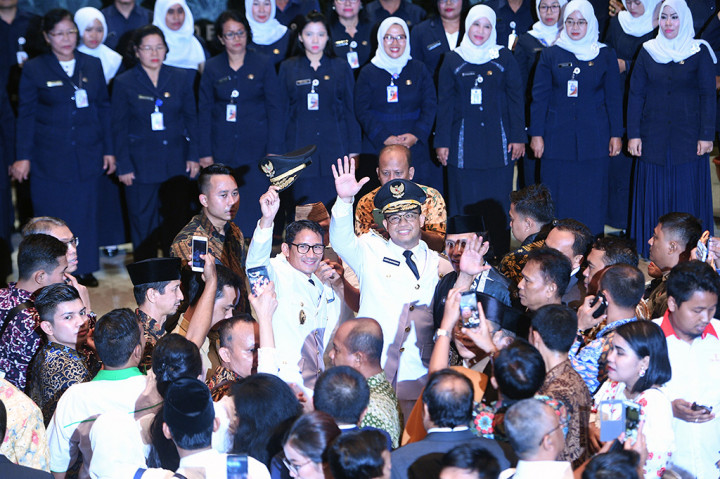 Dalam kesempatan tersebut, Anies menyampaikan terima kasih kepada Gubernur DKI Jakarta yang telah menjabat sebelumnya. Dia berjanji akan melanjutkan pelayanan birokrasi yang baik di Jakarta.