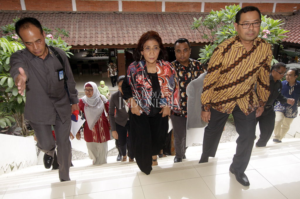 Kabar Menteri Susi bakal maju dalam Pilgub Jabar mencuat selepas dirinya bertemu Megawati di Kantor DPP PDIP, Minggu (15/10/2017) lalu.