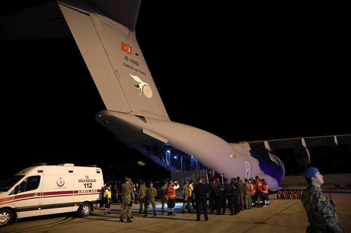 Sejumlah negara, seperti Turki dan Qatar, telah membantu menyediakan bantuan medis untuk Somalia. Bantuan medis dari negara tetangga seperti Djibouti dan Kenya tiba dengan pesawat pada Selasa (17/10/2017) waktu setempat.