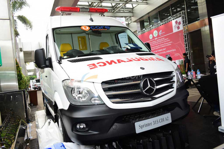 Baze membanderol Advance Ambulance ini dengan nominal Rp1,8 miliar.
