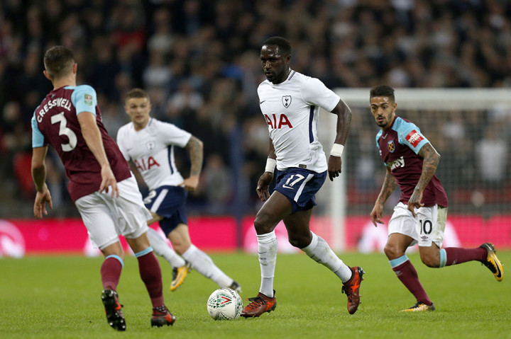 Spurs yang sudah tak terkalahkan di 11 laga terakhir memulai dengan impresif. Moussa Sissoko sudah membawa mereka unggul saat pertandingan baru berjalan enam menit. 