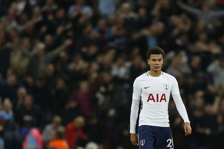 Sementara Spurs tak cuma harus terhenti langkahnya, tapi juga setop rangkaian laju tak terkalahkannya setelah 11 laga. Berkurang satu kesempatan Spurs untuk memenangi trofi musim ini. 