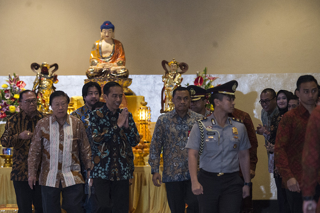 Kepala Negara mengapresiasi Walubi yang mau membantu warga dan umat lain. Ia menilai semangat persaudaraan seperti itu akan dijadikan pemerintah mengangkat martabat seluruh rakyat.