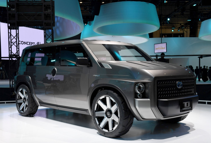 Toyota TJ Cruiser. Sebuah SUV dengan mesin listrik dengan teknologi autonomous. Ini bukan penerus FJ Cruiser yang merupakan seri retro dari Land Cruiser FJ-series.