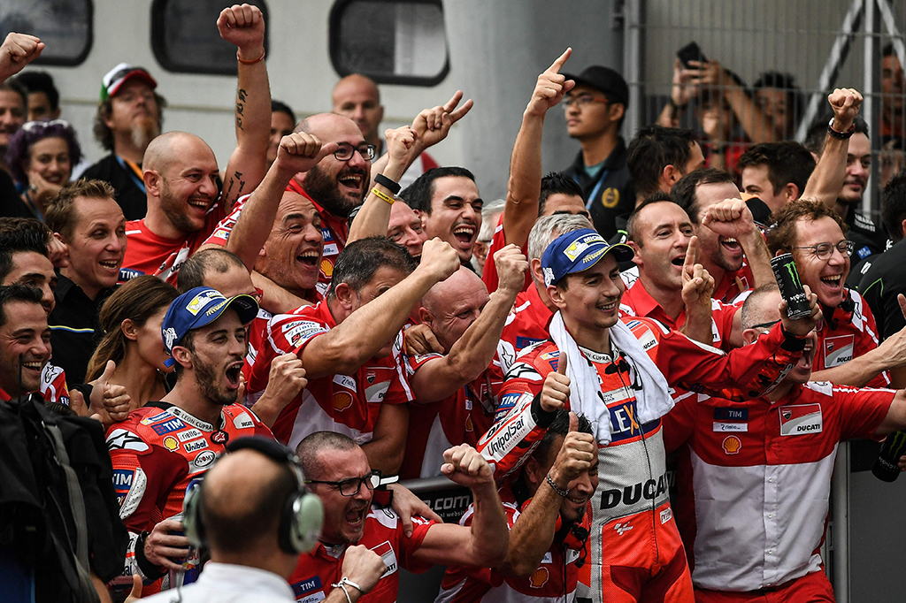 Pebalap Ducati Team, Andrea Dovizioso, keluar sebagai juara pada balapan GP Malaysia yang berlangsung di Sirkuit Sepang.