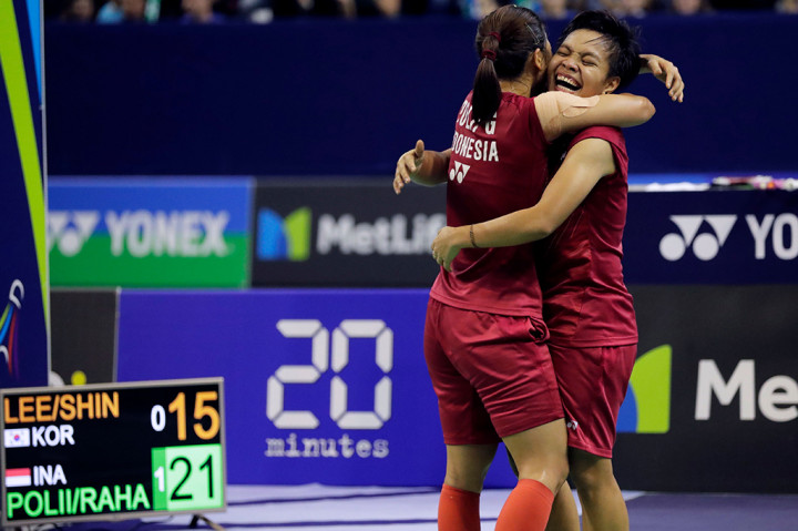 Sebelumnya, pasangan ganda putri Greysia Polii / Apriyani Rahayu sudah lebih dulu merebut gelar juara Prancis Terbuka. Ini merupakan titel level super series pertama yang diraih Greysia / Apriyani sejak diduetkan pada Mei 2017.