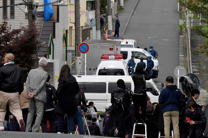 Polisi Jepang yang tengah menyelidiki hilangnya seorang perempuan berusia 23 tahun, justru berhasil mengungkap kasus pembunuhan mengerikan di sebuah apartemen di Zama, pinggiran Kota Tokyo, Selasa (31/10/2017). 