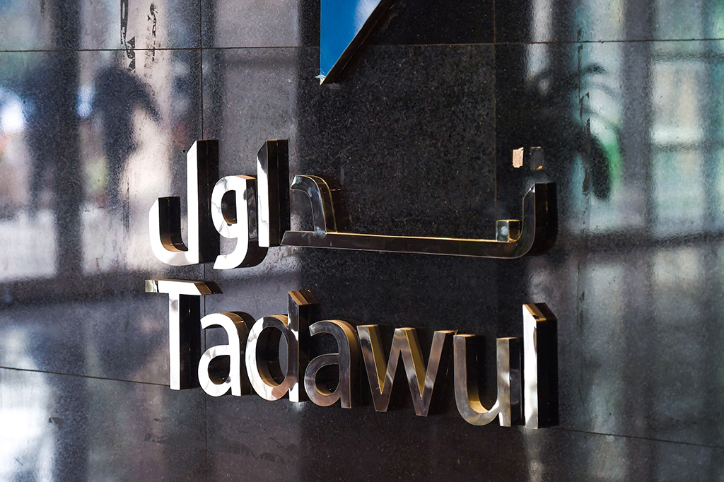 Alwaleed bin Talal termasuk di antara 11 pangeran Saudi yang ditangkap oleh sebuah komite anti-korupsi pada Sabtu (4/11) malam. 'KPK Saudi' yang dipimpin Putra Mahkota Mohammad bin Salman melakukan aksi hanya beberapa jam pasca dibentuk. 