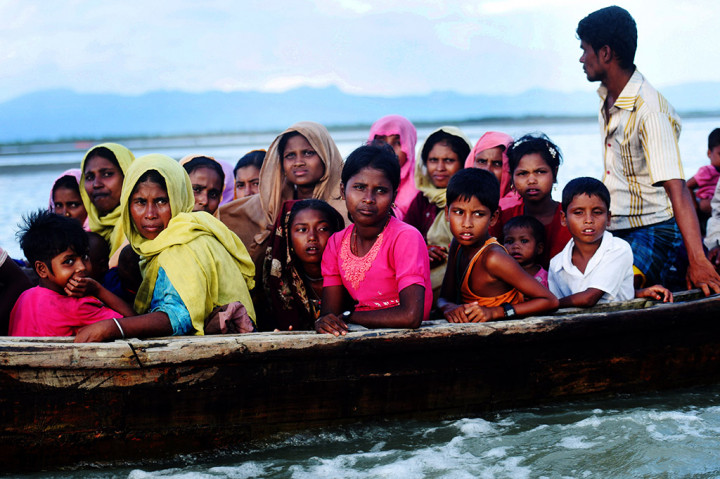 Sejarah mencatat, berkali-kali warga muslim minoritas melakukan eksodus dari Myanmar untuk menyelamatkan diri. Bahkan pada tahun 2012 hingga 2014, Human Right Watch mencatat setidaknya 300.000 orang mengungsi akibat konflik berdarah di Rakhine.