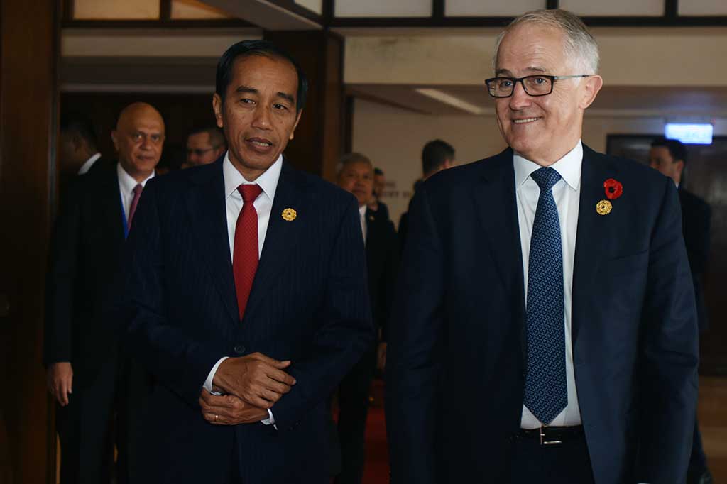 Hal ketiga yang dibicarakan adalah rencana ASEAN-Australia Summit 2018. Turnbull meminta secara khusus kepada Jokowi untuk berkenan memberikan 'speech' kepada para eksekutif di Australia dan Presiden menyampaikan akan mempersiapkan hal tersebut.
