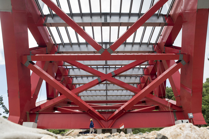 Saat ini pembangunan fisiknya telah mencapai 78,68 persen.
