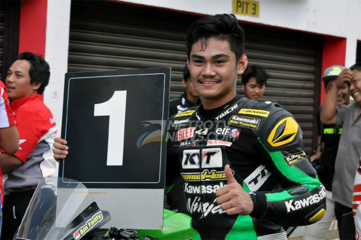 AM Fadli akhirnya menjadi yang tercepat di IRS 2017 kelas Kejurnas 250 cc Seri-5 Race 2.