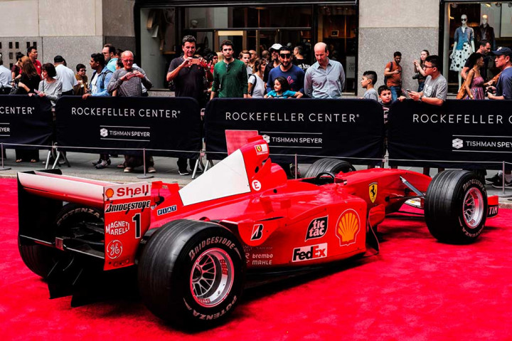 Ferrari F2001, pernah digunakan Michael Schumacher untuk GP Monaco dan Hungarian pada 2001. Bersama mobil tersebut Schumi, yang saat ini masih dalam keadaan koma, berhasil meraih gelar juara dunia keempatnya, dan gelar konstuktor untuk Ferrari ke-11 kalinya. 
