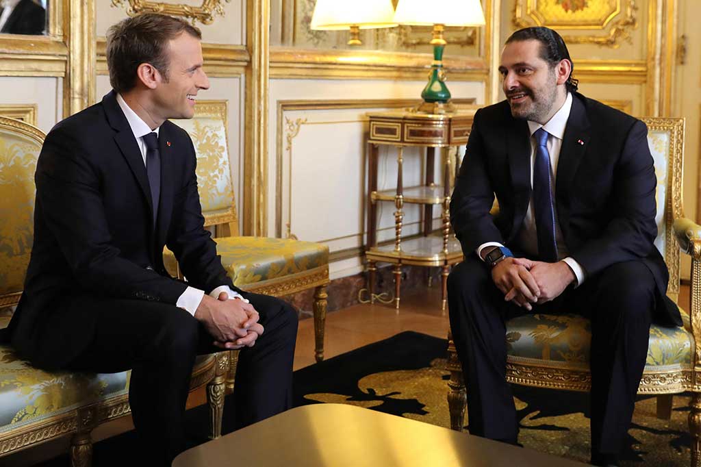 Sebelum kembali ke Beirut, Hariri sempat singgah di Prancis, Mesir, dan kemudian Siprus. Hariri berbincang akrab Presiden Prancis Emmanuel Macron. 