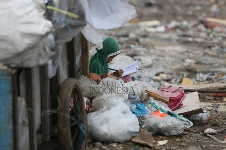 Kementerian Sosial pada 2016 mencatat jumlah anak jalanan di Jakarta mencapai angka yang sangat tinggi, yaitu 7.600 dan juga dengan kota-kota besar lainnya.