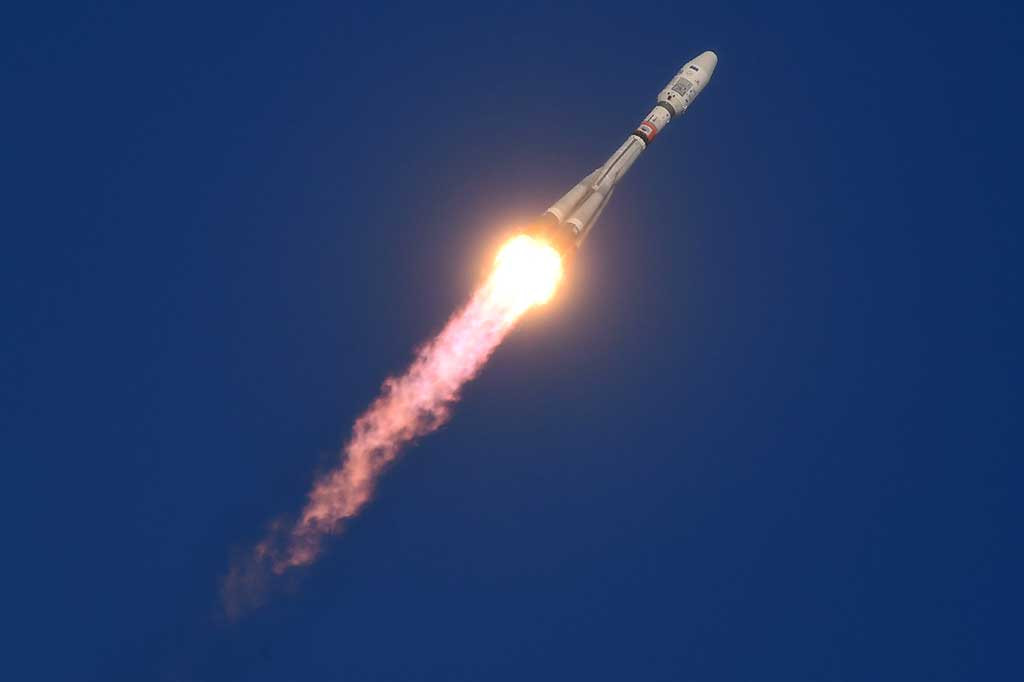 Badan Antariksa Rusia Roscosmos mengatakan setelah lepas landas semua tahap awal penerbangan roket berjalan sesuai rencana. Perwakilan Roscosmos menolak memberikan komentar lebih lanjut, dan masih terus melakukan penyelidikan penyebab insiden tersebut.