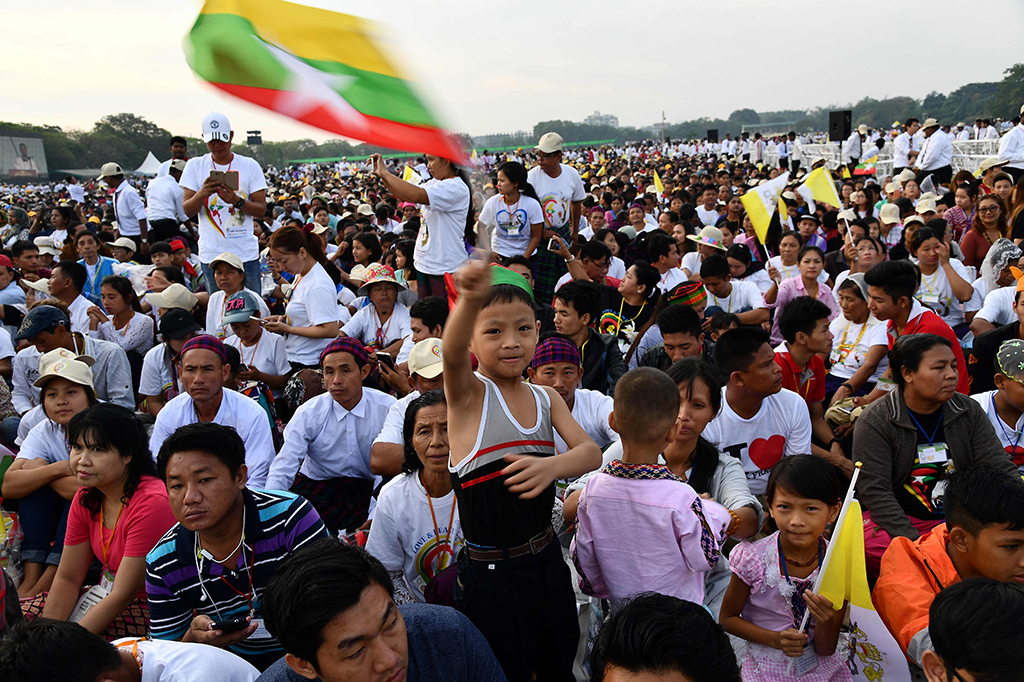 Aksi kekerasan yang ditunjukkan militer Myanmar telah memicu eksodus sekitar 625 ribu Muslim Rohingya dari negara yang mayoritas penduduknya beragama Budha.
