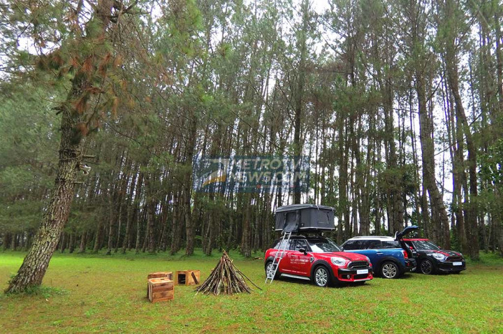 Diajak untuk berkemah pun mobil asal Inggris ini mampu menyajikan sesuatu yang unik. MTVN/Ahmad Garuda