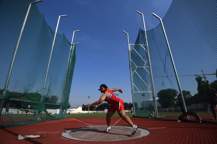 Di hari pertama pelaksanaan Kejuarnas Atletik, Dwi Ratnawati telah memastikan sebagai pemilik medali emas lempar cakram putri. Atlet Jawa tengah itu mencatatkan lemparan 43,46 meter.