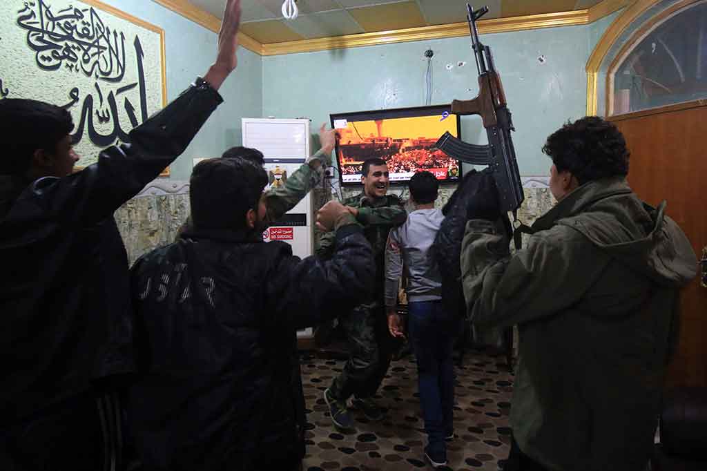 PM Irak menyeru semua rakyat Irak agar bersatu sebagai senjata yang memungkinkan untuk mengalahkan IS. 