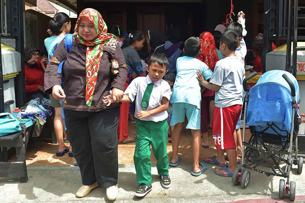 Menurut Oscar, imunisasi masih merupakan cara yang ampuh untuk menangani difteri. Karena itu, dia mengimbau masyarakat agar tidak ragu mendatangi fasilitas kesehatan untuk mendapatkan imunisasi difteri.