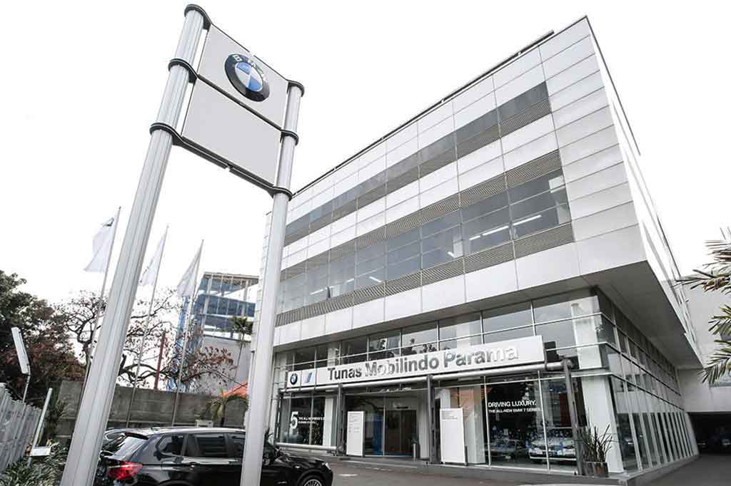 Investasi diler Tunas Mobilindo Parama BMW untuk layanan seri-i ini mencapai Rp3 miliar.