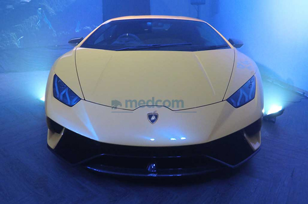 Lamborghini Huracan Performante mengusung semua fitur terbaik untuk merasakan sensasi mobil eksotis asal Italia itu. medcom.id/Ahmad Garuda