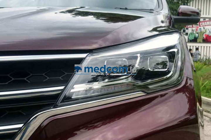 Seluruh lampu yang ada di Wuling sudah menggunakan teknologi LED, kecuali foglamps yang masih dibekali dengan model halogen.