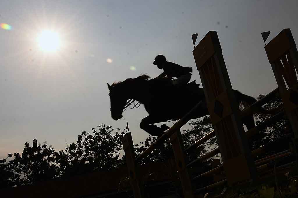Sementara itu, Provinsi DKI Jakarta dan Jabar juga telah menggelar test even antara lain paralayang, bridge, bola tangan, panjat tebing, squash, equestrian, wushu, menembak dan renang. 