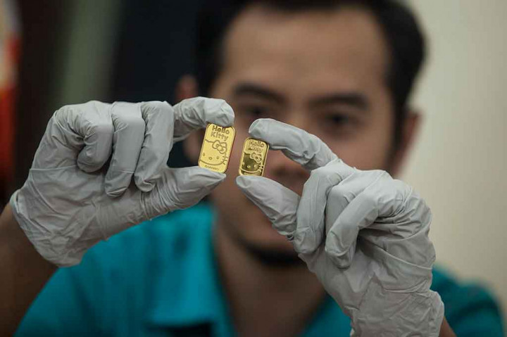 PT Antam Tbk melalui unit bisnis pengolahan dan pemurnian logam mulia secara resmi melakukan perluasan distribusi pemasaran ke Jepang dengan inovasi produk baru berupa emas batangan motif Hello Kitty. 