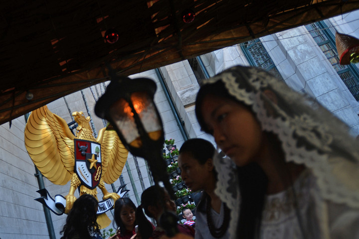 Gereja Katedral Jakarta pada perayaan Natal 2017 mengusung pesan tentang kebinekaan dan nusantara. 