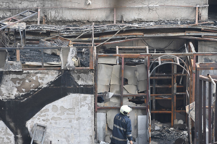 Sedikitnya 15 orang tewas dalam kejadian ini. Penyebab kebakaran ini masih diselidiki oleh otoritas setempat. 